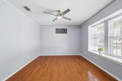 2206 Oak Forest Court, Arlington, TX 76012 - Photo 3