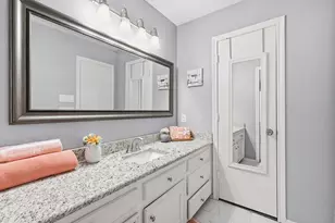 2206 Oak Forest Ct, Arlington, TX 76012 - Photo 25
