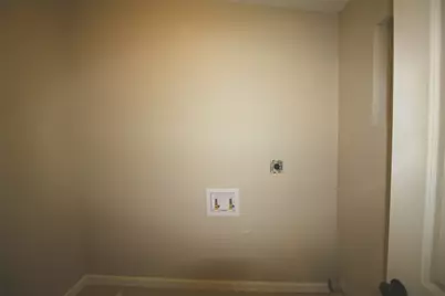 149 Hedgerow Lane, Lewisville, TX 75057 - Photo 9