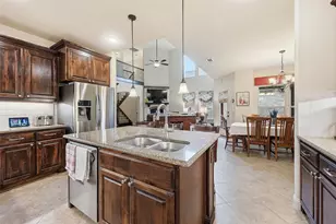 6917 Bobwhite Dr, North Richland Hills, TX 76182 - Photo 11