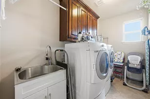 6917 Bobwhite Dr, North Richland Hills, TX 76182 - Photo 33