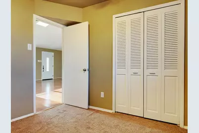 2837 Lowell Drive, Irving, TX 75062 - Photo 11