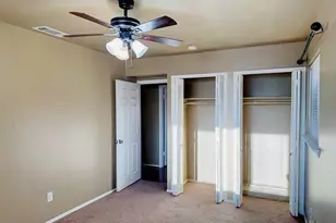 2837 Lowell Dr, Irving, TX 75062 - Photo 17