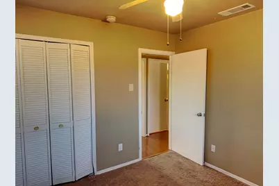 2837 Lowell Drive, Irving, TX 75062 - Photo 19