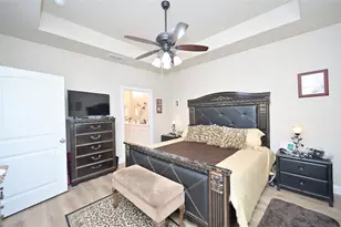 540 Islet Dr, Runaway Bay, TX 76426 - Photo 23