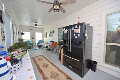 540 Islet Drive, Runaway Bay, TX 76426 - Photo 33