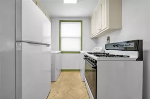 2512 Earl Ln, Fort Worth, TX 76107 - Photo 11