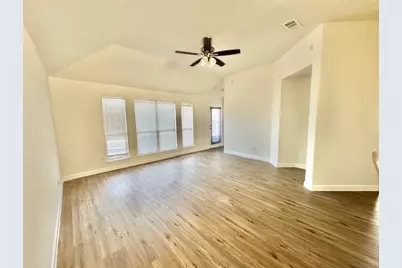 6515 Fairglen Drive, Arlington, TX 76002 - Photo 3