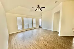 6515 Fairglen Dr, Arlington, TX 76002 - Photo 3