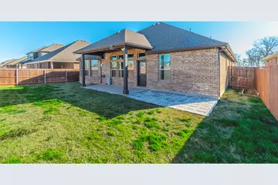 10638 Cherry Tree Way, Grand Prairie, TX 76065 - Photo 33