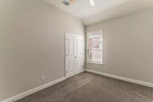 10638 Cherry Tree Wy, Grand Prairie, TX 76065 - Photo 25