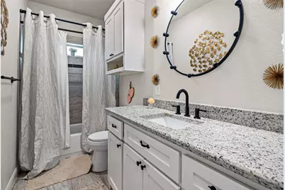 1306 E Apache Trail, Granbury, TX 76048 - Photo 31