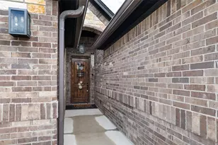 1306 E Apache Trail, Granbury, TX 76048 - Photo 3