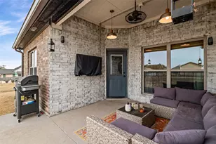 1306 E Apache Trail, Granbury, TX 76048 - Photo 33