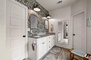 1306 E Apache Trail, Granbury, TX 76048 - Photo 21