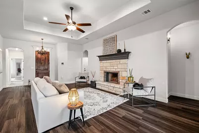 1306 E Apache Trail, Granbury, TX 76048 - Photo 7