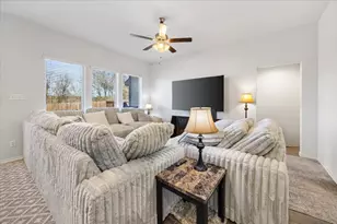 1836 Agarito Dr, Weatherford, TX 76086 - Photo 3