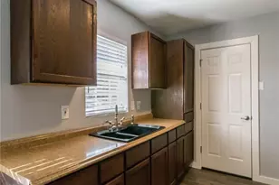 1906 Curtis Dr, Garland, TX 75040 - Photo 7