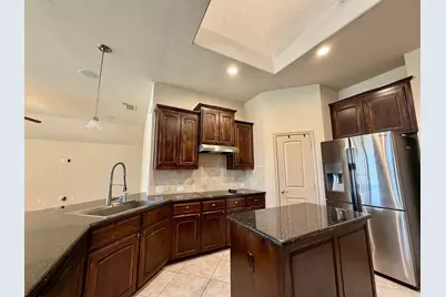 2112 Fossil Mesa Way, Fort Worth, TX 76131 - Photo 9