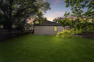 916 Blandin St, Fort Worth, TX 76111 - Photo 29