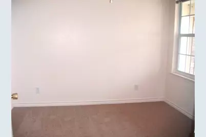 330 Windjammer Road, Gun Barrel City, TX 75156 - Photo 9