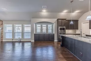 1008 Snowbird Dr, Little Elm, TX 75068 - Photo 9