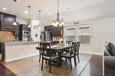 11828 Bexley Drive, Burleson, TX 76028 - Photo 9