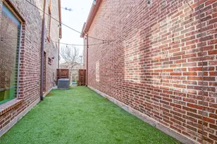 7031 Nueces Dr, Irving, TX 75039 - Photo 27