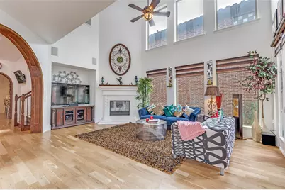 7031 Nueces Drive, Irving, TX 75039 - Photo 7