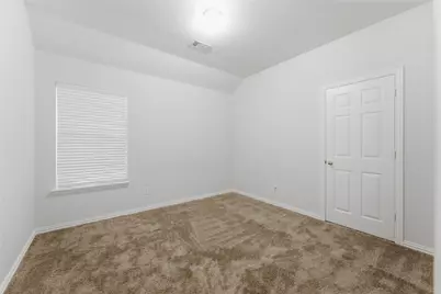 524 Suffolk Drive, Grand Prairie, TX 75052 - Photo 27