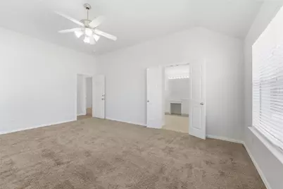 524 Suffolk Drive, Grand Prairie, TX 75052 - Photo 23