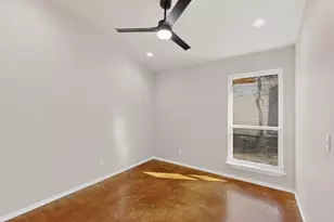 1471 W Kaufman St, Paris, TX 75460 - Photo 29