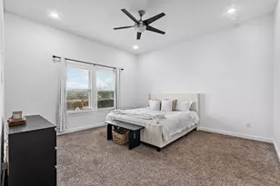 407 Peabody St, Hillsboro, TX 76645 - Photo 17