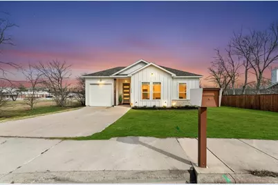 407 Peabody Street, Hillsboro, TX 76645 - Photo 1