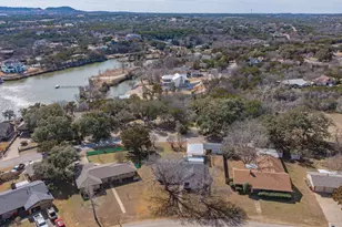 807 Spanish Trail Dr, Granbury, TX 76048 - Photo 35