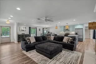 213 N Oaks Dr, Grand Saline, TX 75140 - Photo 11