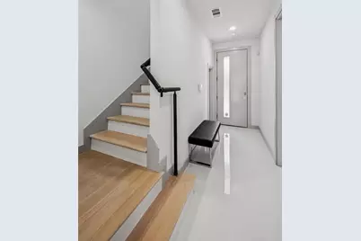 1880 Beaumont Street, Dallas, TX 75215 - Photo 3