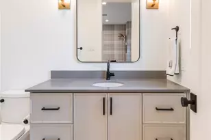 10915 Snow White Dr, Dallas, TX 75229 - Photo 37