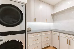 10915 Snow White Dr, Dallas, TX 75229 - Photo 35