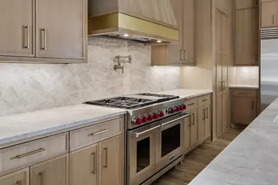 6443 Lake Circle Drive, Dallas, TX 75214 - Photo 11