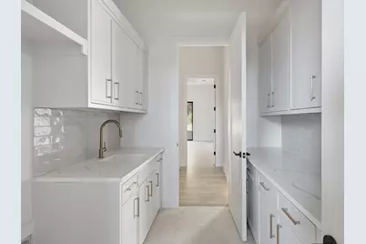 6443 Lake Circle Drive, Dallas, TX 75214 - Photo 25