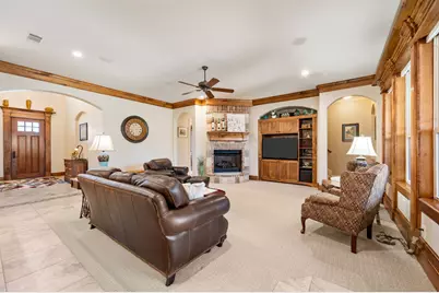 6301 Bettinger Drive, Colleyville, TX 76034 - Photo 9