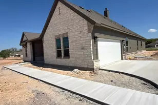 605 Tay Tay Wy, Springtown, TX 76082 - Photo 3