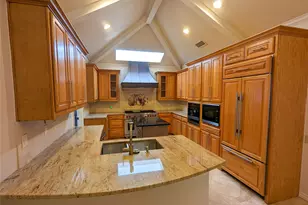 14769 Bedivere Ct, Addison, TX 75254 - Photo 5