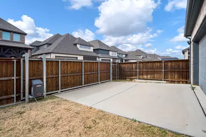 12629 Mercer Parkway, Farmers Branch, TX 75234 - Photo 35