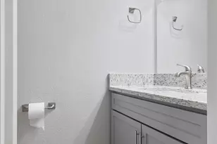 4321 Green Oak Dr, Granbury, TX 76048 - Photo 15