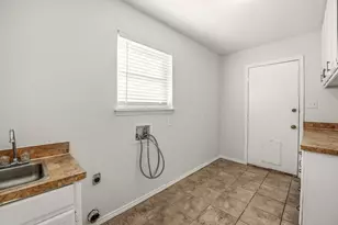 122 Heritage Trail, Granbury, TX 76048 - Photo 11