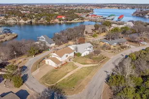 122 Heritage Trail, Granbury, TX 76048 - Photo 31