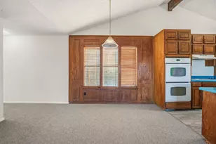 122 Heritage Trail, Granbury, TX 76048 - Photo 13