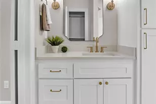 113 W Magnolia St, Troup, TX 75789 - Photo 15